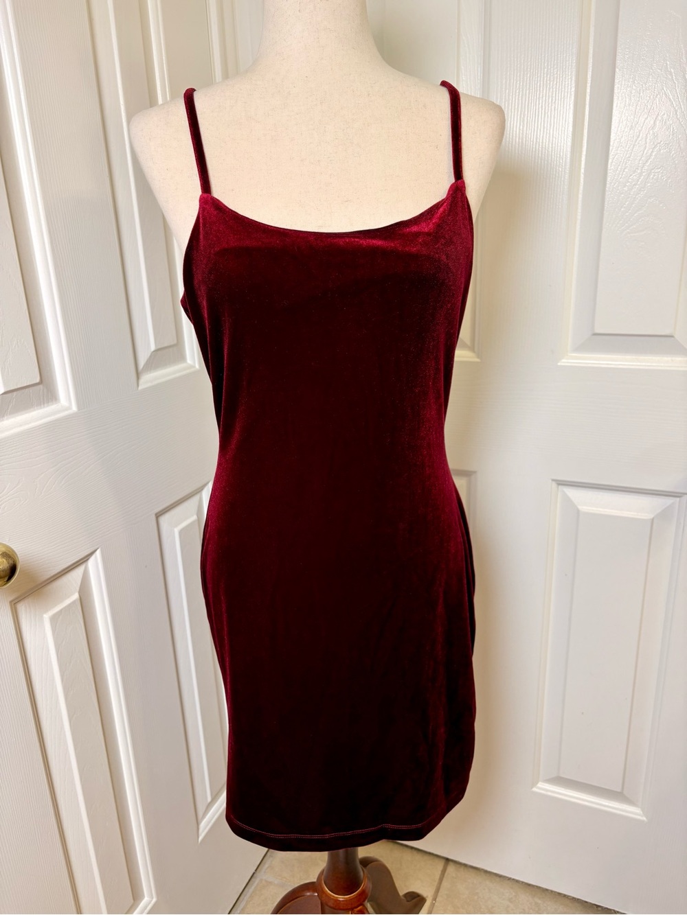 GB Burgundy Red Velvet Slip Dress Holiday Party Cocktail Classic Large